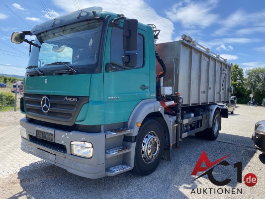 Bild Mercedes-Benz Axor 1824 L Kipper mit Ladekran MKG HLK 45 und Edelstahlbehälter