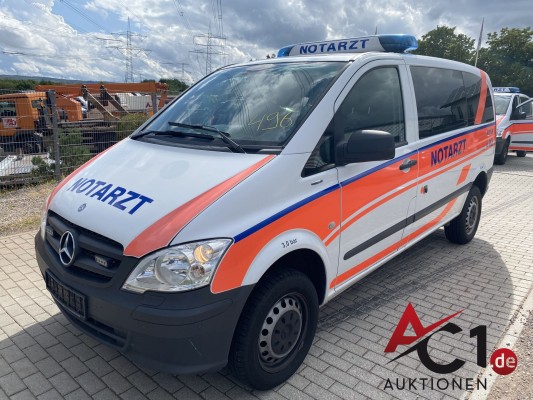Bild MB Vito 116 CDI 4x4 So.KFZ Notarzteinsatzfahrzeug 5 Sitze