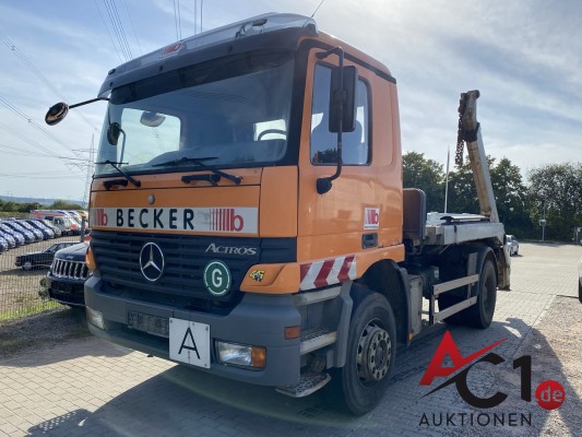 Bild Mercedes Actros Absetzkipper