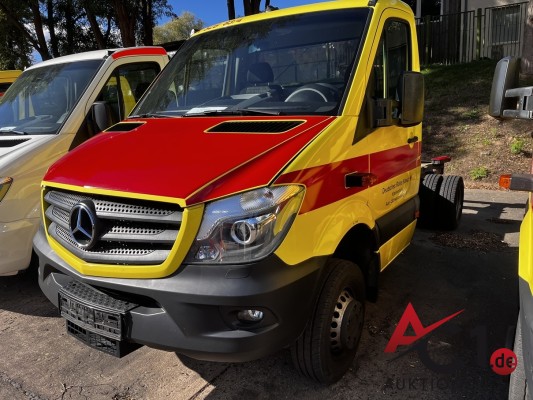 Bild MB Sprinter 519 CDI 4x4 Fahrgestell So.KFZ Rettungswagen
