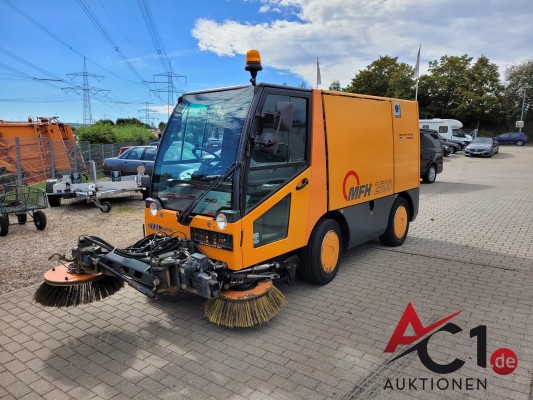 Bild Kleinkehrmaschine AEBI MFH 2500