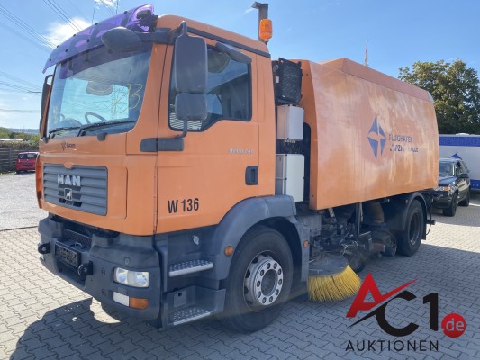 Bild Großkehrmaschine MAN TGM 18.240 Johnston BEAM A8000